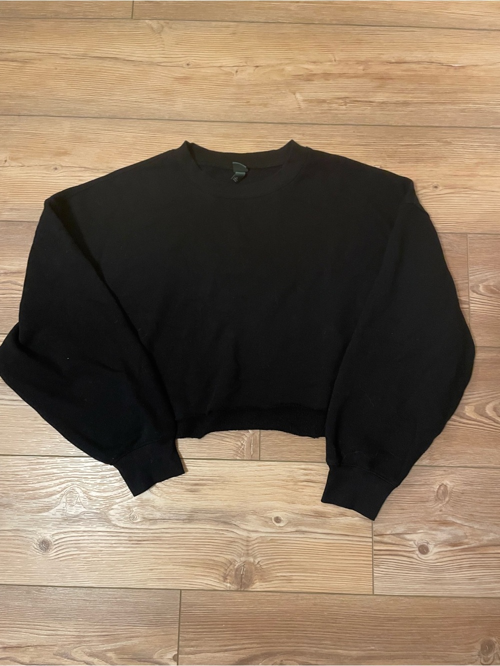 wild fable Black Cropped Crewneck Sweater
